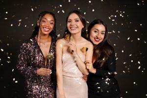 Photo / souvenirs / sourire / accessoire / rire / borne photo / anniversaire
